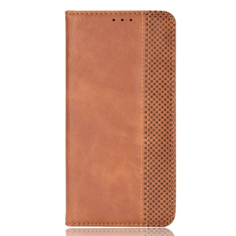 Bofink Vintage Motorola Moto E20 leather case - Brown