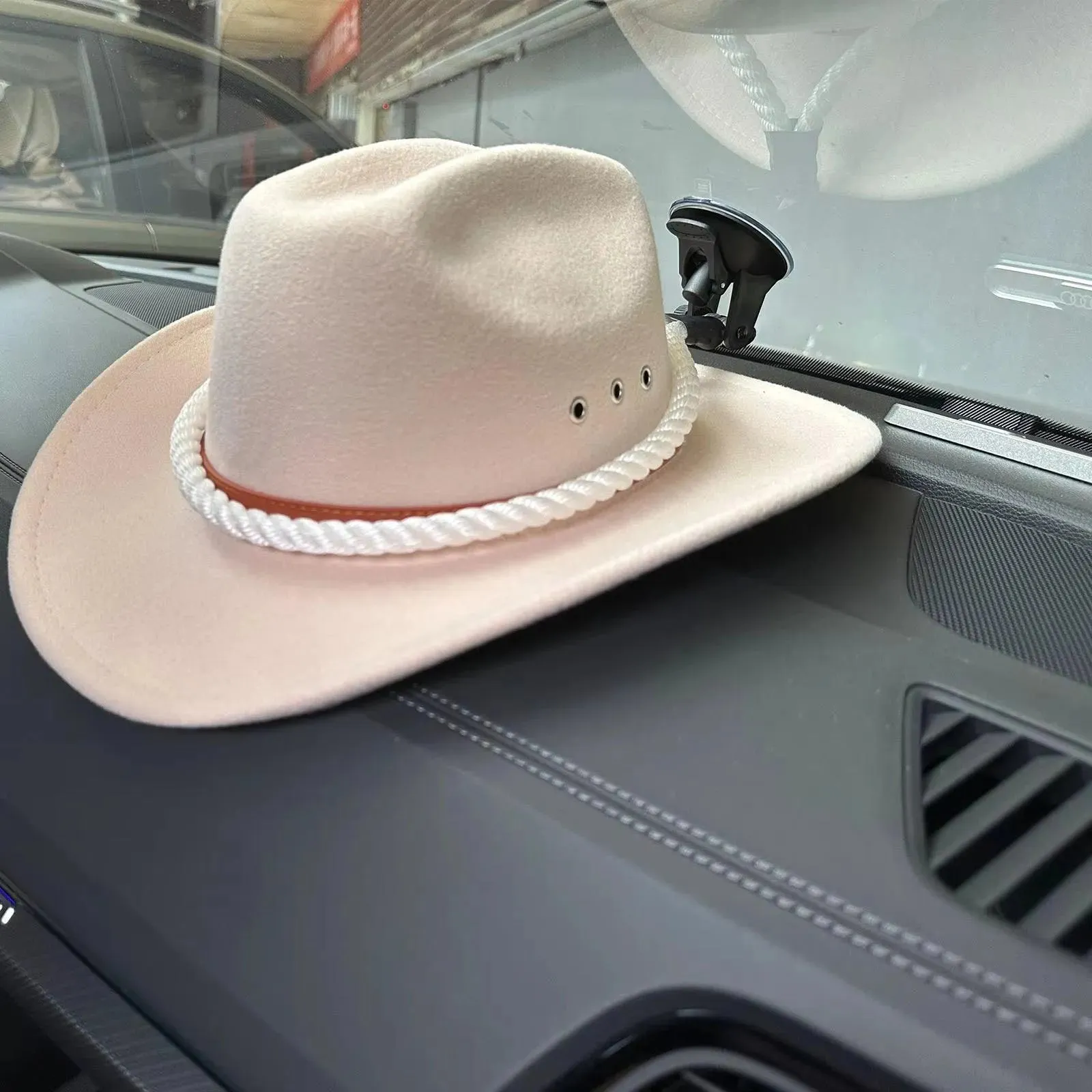 Cowboy Hat Holder Vehicle Car Window Cowboy Hat Mounts Hanger with Suction Cup Hat Rope Rack for Home Door and Wall