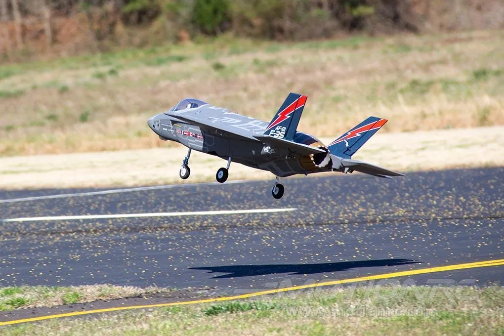 Freewing F-35 Lightning II V3 70mm EDF Jet - ARF PLUS