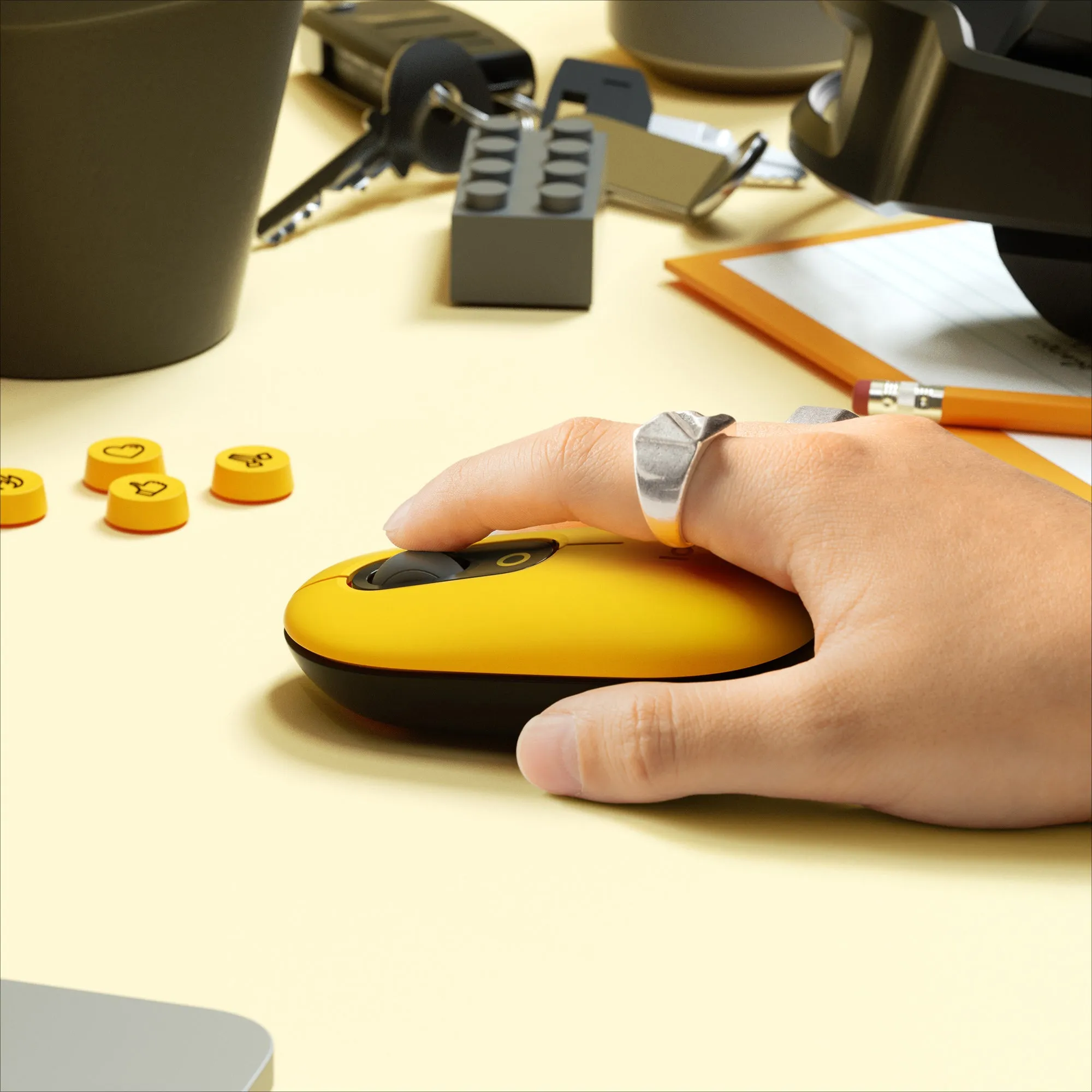 Logitech Pop - Mouse - Customisable Emoji - Optical - 4 Buttons - Wireless - Bluetooth 5.1 Le - Blast